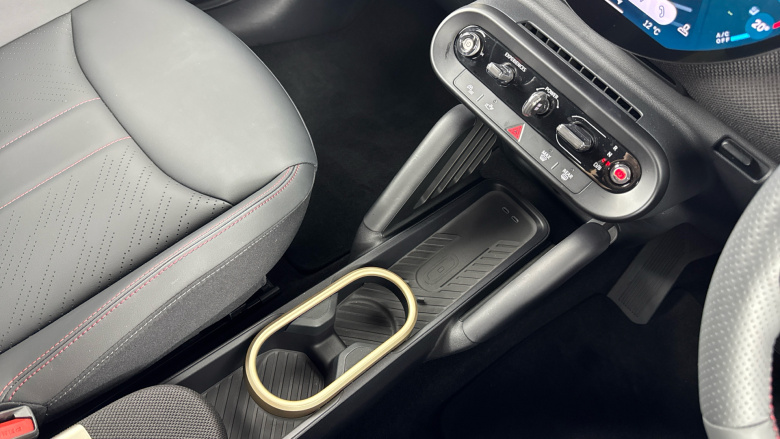 MINI Cooper 160kW SE Sport 54kWh 3dr Auto Electric Hatchback